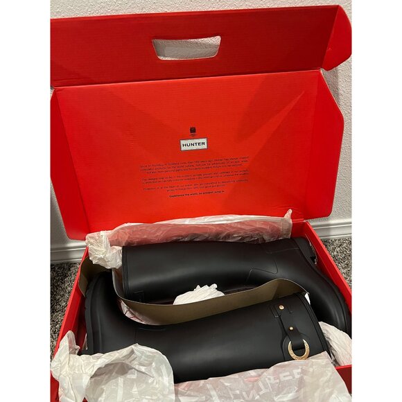 Hunter Original Refined Tall Rain Boots - Size 7 (Black) - Picture 4 of 10